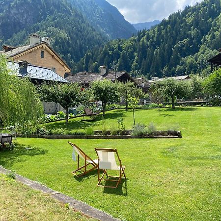 Bed and Breakfast L'aria di Casa Alagna Valsesia Esterno foto