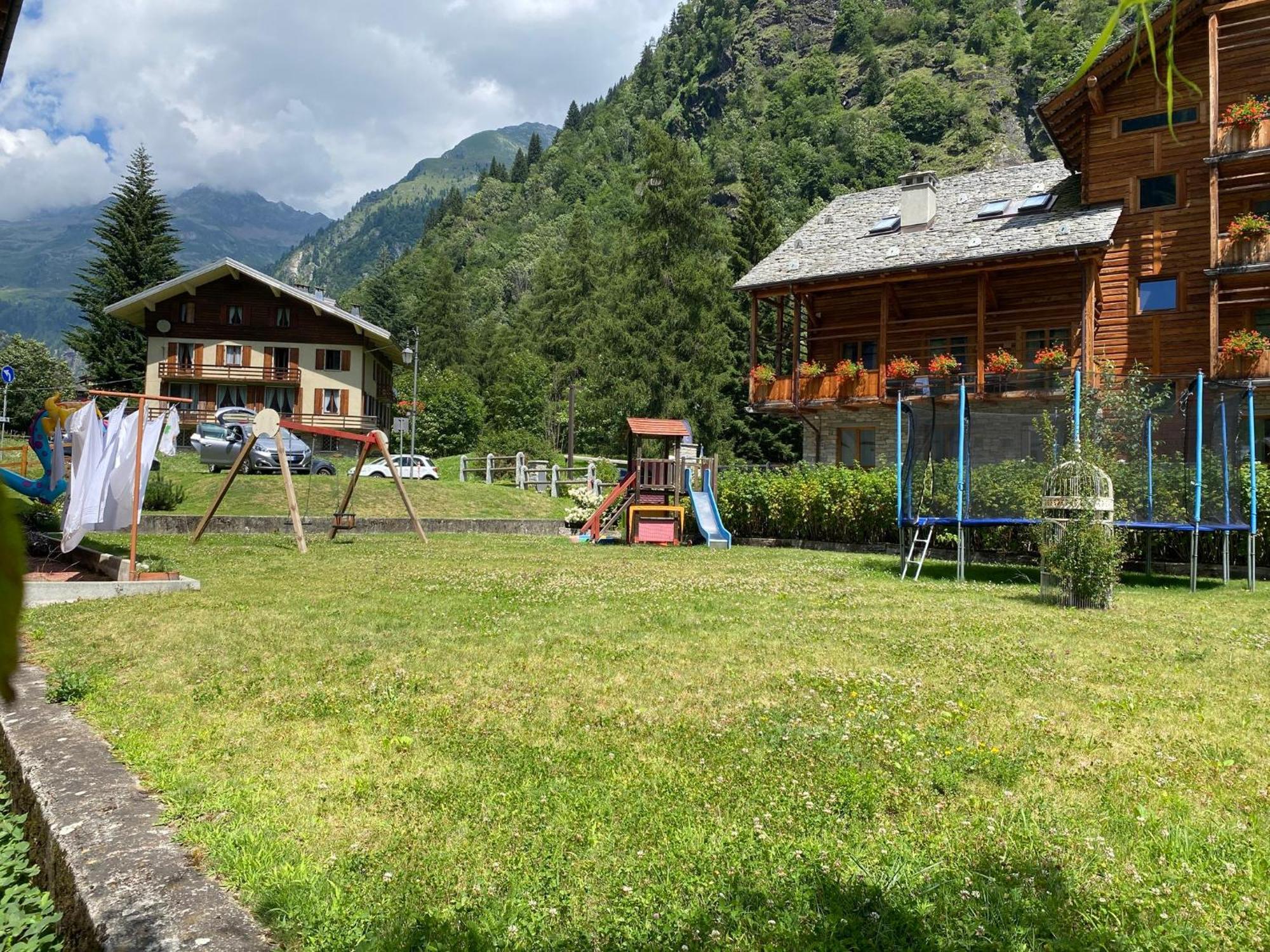 Bed and Breakfast L'aria di Casa Alagna Valsesia Esterno foto